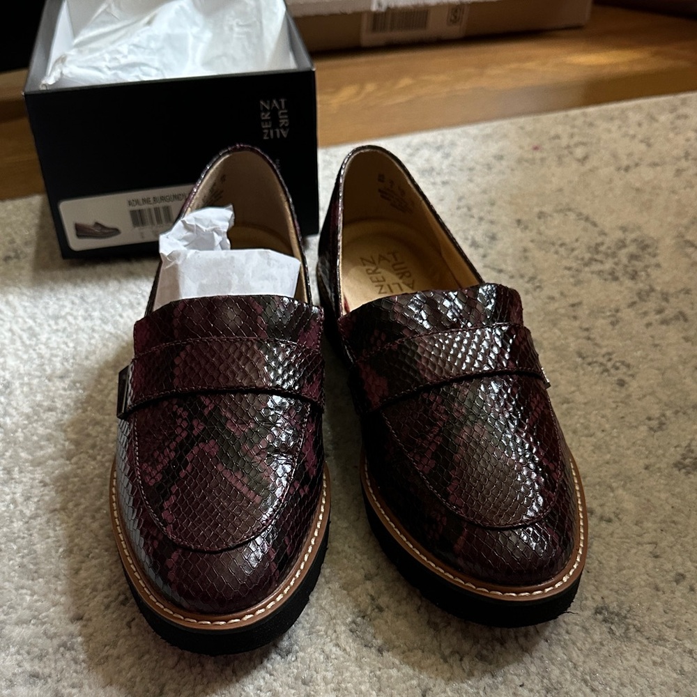 Naturalizer burgundy animal loafers